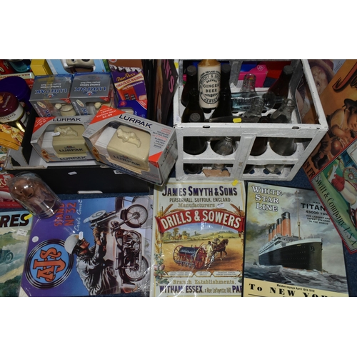 554 - FIVE BOXES, A CRATE AND LOOSE ADVERTISING, PACKAGING AND RELATED ITEMS,  to include advertising tins... 