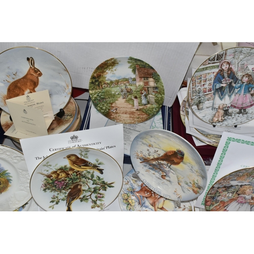 555 - SEVENTY FOUR ROYAL DOULTON, WEDGWOOD, ROYAL WORCESTER AND COALPORT COLLECTORS PLATES, AND THIRTY TWO... 