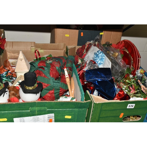 570 - FOUR BOXES AND LOOSE CHRISTMAS DECORATIONS, largely late twentieth/ early twenty first century, to i... 