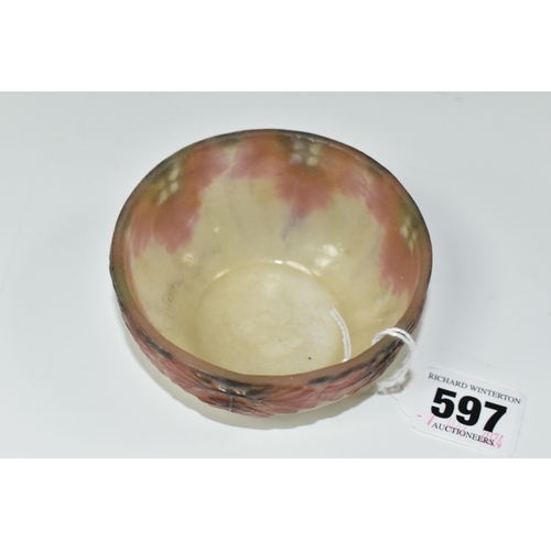 597 - GABRIEL ARGY-ROUSSEAU (1885-1953) A SMALL PATE DE VERRE BOWL, decorated with a repeat pattern of wid... 