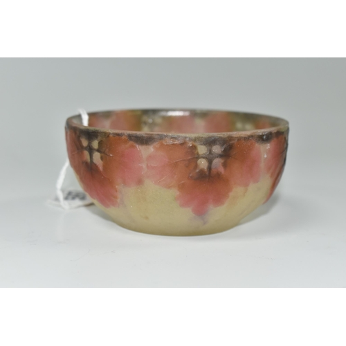 597 - GABRIEL ARGY-ROUSSEAU (1885-1953) A SMALL PATE DE VERRE BOWL, decorated with a repeat pattern of wid... 