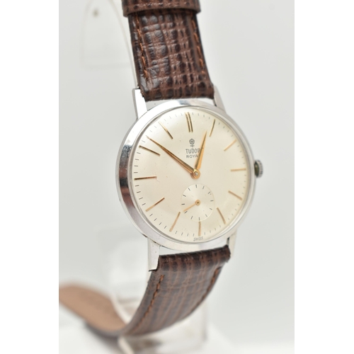 106 - A GENTS 'TUDOR ROYAL' WRISTWATCH, manual wind, round silvered dial signed 'Tudor Royal', baton marke... 