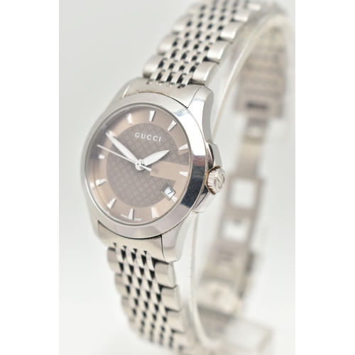 109 - A LADIES 'GUCCI G-TIMELESS' WRISTWATCH, quartz movement, round bronze dial signed 'Gucci', baton mar... 