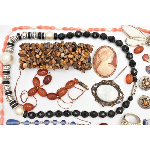 128 - A SELECTION OF GEMSTONE, WHITE METAL AND COSTUME JEWELLERY, to include an expandable tigers eye brac... 