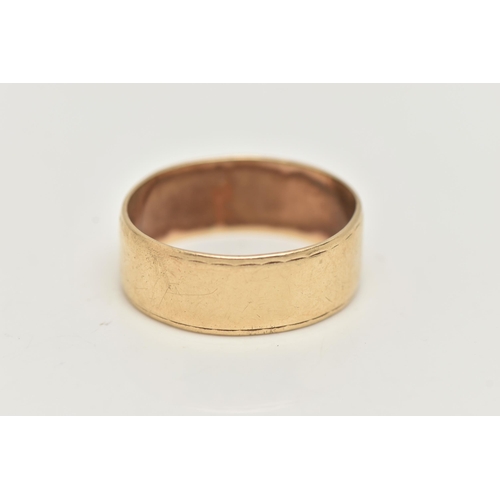 73 - A 9CT GOLD WIDE POLISHED BAND, approximate band width 8.7mm, hallmarked 9ct London, ring size W lead... 