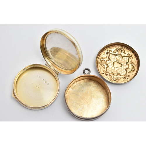 156 - AN EARLY 20TH CENTURY SILVER MINIATURE COMPACT AND PILL BOX, both of circular outline, the miniature... 