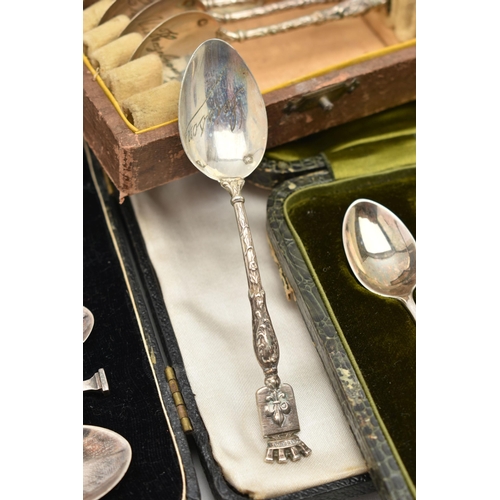 176 - A SELECTION OF SILVER ITEMS, to include a cased set of teaspoons, hallmarked 'Cooper Brothers & Sons... 