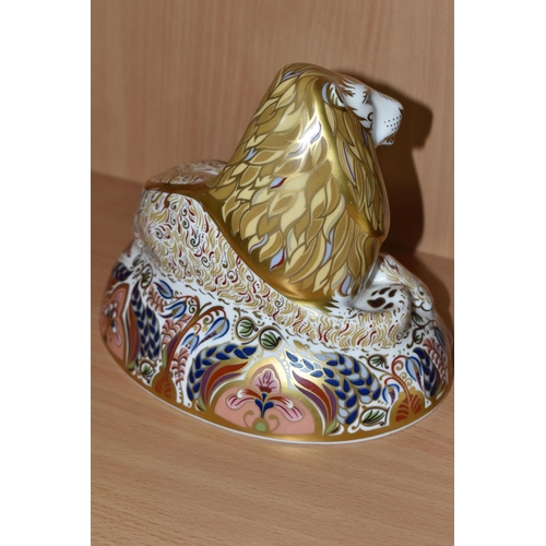 342 - A ROYAL CROWN DERBY IMARI LION PAPERWEIGHT, issued 1996-2000, with gold painted silver stopper, 1998... 