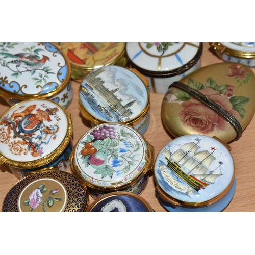 367 - A COLLECTION OF ENAMEL AND PORCELAIN TRINKET BOXES, sixteen pieces to include Limoges, Crummles & Co... 