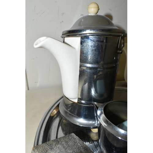 417 - VINTAGE HEATMASTER TEA AND COFFEE POTS ETC, comprising a coffee pot, teapot, covered sugar bowl, and... 