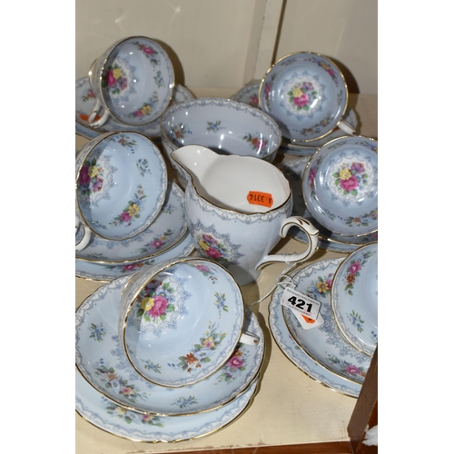 421 - A SHELLEY 'CROCHET' PATTERN TWENTY PIECE TEA SET, comprising six tea cups, six saucers, six tea plat... 