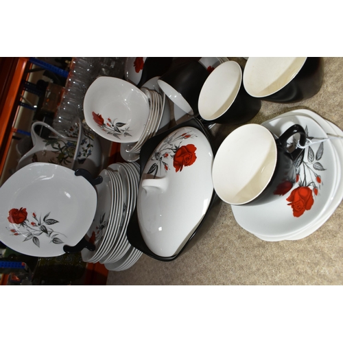 465 - A SELECTION OF CERAMIC DINNERWARE AND SCHEURICH VASE including a 'Pontesa Ironstone Young Range' din... 