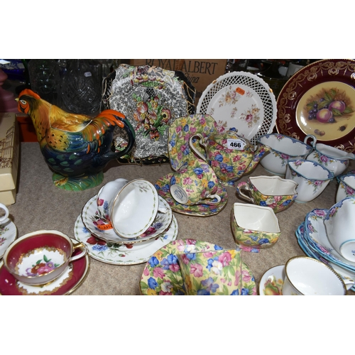 466 - A QUANTITY OF CERAMIC ORNAMENTS including Royal Doulton Balloon Figure character plates, a Royal Win... 