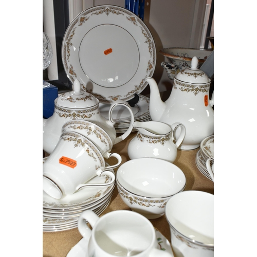 487 - A GROUP OF ROYAL DOULTON 'REPTON' PATTERN DINNERWARE AND BOXED TUTBURY CRYSTAL, comprising six dinne... 