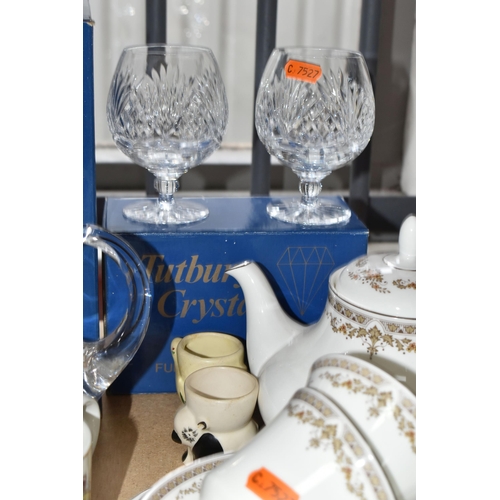 487 - A GROUP OF ROYAL DOULTON 'REPTON' PATTERN DINNERWARE AND BOXED TUTBURY CRYSTAL, comprising six dinne... 