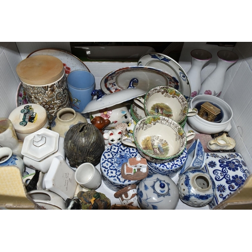 497 - SIX BOXES OF CERAMICS AND GLASSWARE, to include Copeland-Spode 'Spode's Byron' pattern soup dishes, ... 