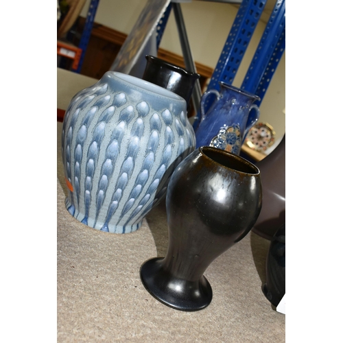 507 - SEVEN ART / STUIDO POTTERY VASES, ETC, including a Pilkington's Royal Lancastrian baluster streaked ... 