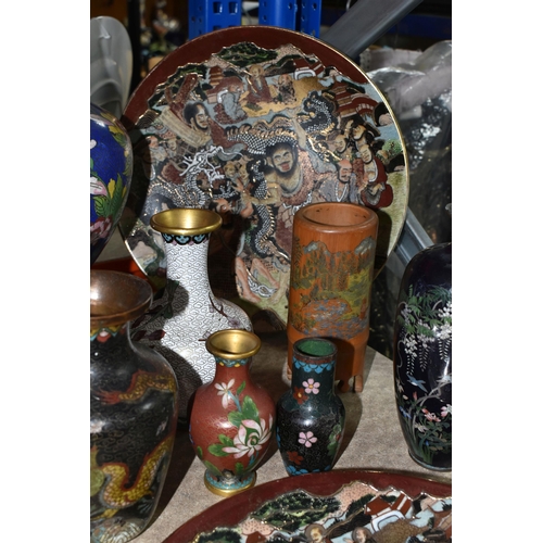 509 - TWELVE PIECES OF ORIENTAL CERAMICS AND CLOISONNE, including a pair of Japanese Satsuma pottery crack... 