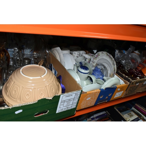 533 - FOUR BOXES OF CERAMICS, GLASS AND METALWARE, to include a fifteen piece Midwinter Stonehenge 'Blue D... 