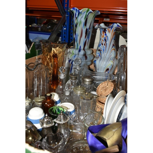 533 - FOUR BOXES OF CERAMICS, GLASS AND METALWARE, to include a fifteen piece Midwinter Stonehenge 'Blue D... 