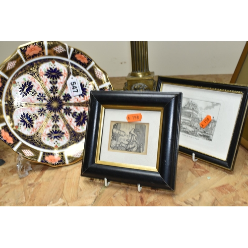 547 - A ROYAL CROWN DERBY IMARI 1128 PLATE, A TABLE LAMP AND THREE PICTURES, comprising the wavy rimmed Ro... 