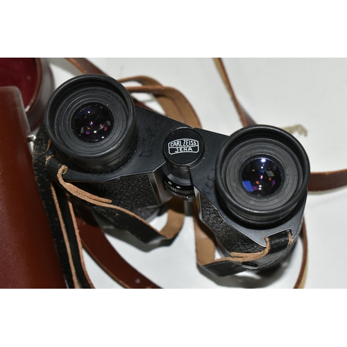 647 - A PAIR OF CARL ZEISS NOTAREM 8X32 BINOCULARS WITH LEATHER CASE, Condition Report: internal optics ar... 