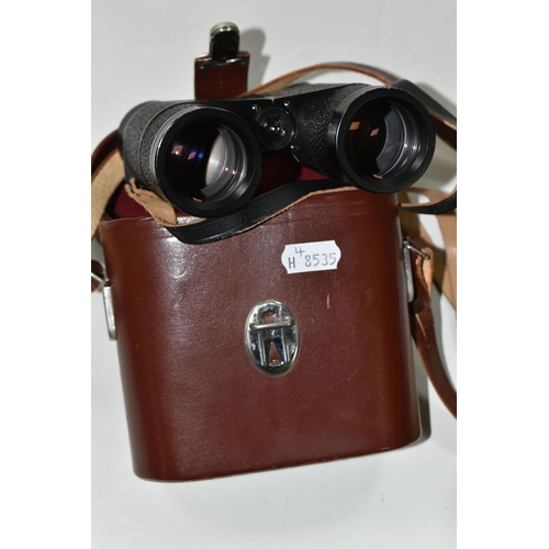 647 - A PAIR OF CARL ZEISS NOTAREM 8X32 BINOCULARS WITH LEATHER CASE, Condition Report: internal optics ar... 