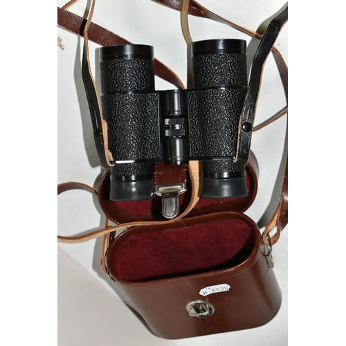 647 - A PAIR OF CARL ZEISS NOTAREM 8X32 BINOCULARS WITH LEATHER CASE, Condition Report: internal optics ar... 