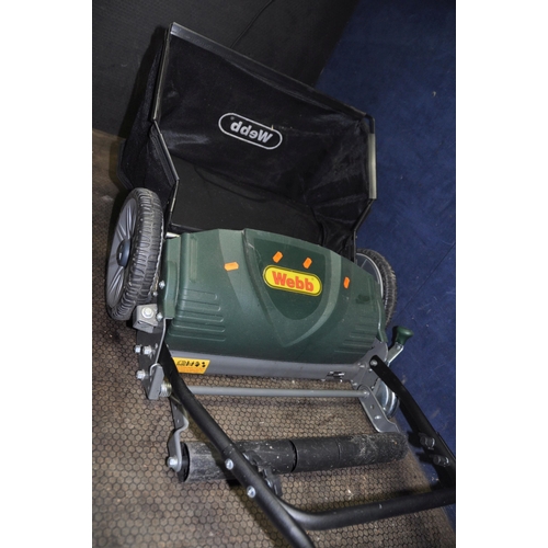 1061 - A WEBB WEH18 MANUAL LAWN MOWER with grass box