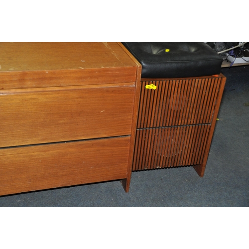 1069 - A MID CENTURY HMV RADIO GRAM with Garrard 3000 turntable (not turning) and a pair of stool speakers ... 