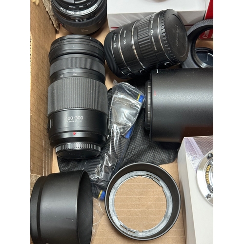 493 - ONE BOX OF CAMERA EQUIPMENT, to include a Canon 50mm f1.4 standard lens, a boxed Viltrox Canon camer... 