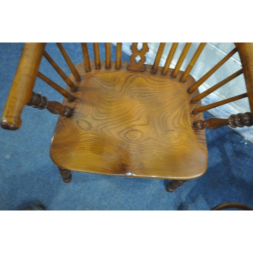 1345 - A PAIR OF GOOD QUALITY REPRODUCTION ELM SPLAT BACK WINDSOR ARMCHAIRS, with spindle supports, raised ... 