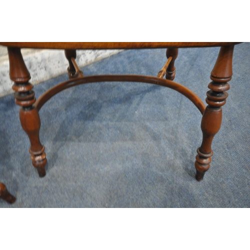 1346 - A PAIR OF GOOD QUALITY REPRODUCTION ELM SPLAT BACK WINDSOR ARMCHAIRS, with spindle supports, raised ... 