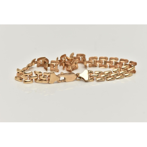 48 - A 9CT GOLD ARTICULATED BRACELET, fitted with a lobster clasp, hallmarked 9ct Birmingham, length 175m... 