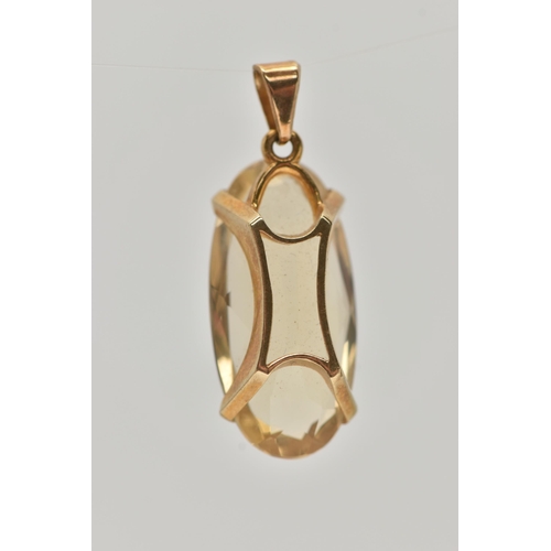 54 - A 9CT GOLD CITRINE PENDANT, of an oval form, in a four claw setting, hallmarked 9ct London, fitted w... 