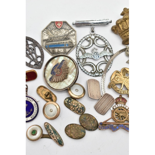 137 - A SELECTION OF MAINLY BADGES, to include a pair of silver engine turned cufflinks, with silver hallm... 