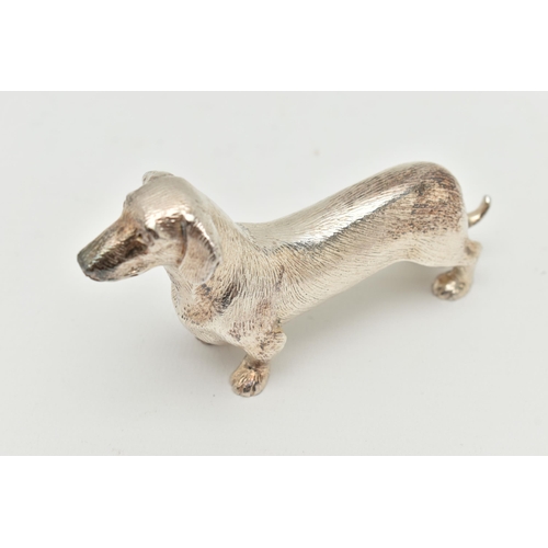 177 - AN ELIZABETH II SILVER DACHSHUND FIGURE, realistically textured, maker Albert Edward Jones, Birmingh... 