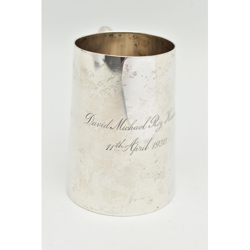 181 - A GEORGE V SILVER CHRISTENING CUP, polished cup, personal engraving reads 'David Michael Roy Hickman... 