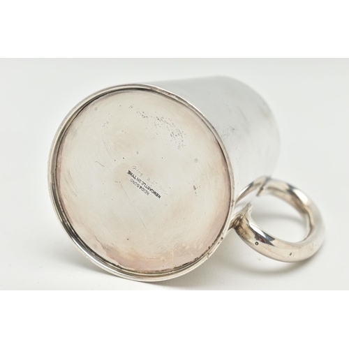 181 - A GEORGE V SILVER CHRISTENING CUP, polished cup, personal engraving reads 'David Michael Roy Hickman... 