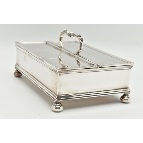 191 - AN EDWARD VII SILVER DESK STAND OF RECTANGULAR FORM, hinged carrying handle to the centre, hinged co... 