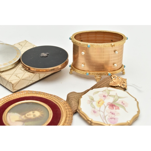 202 - A BOX OF COMPACTS AND TWO MINIATURE PORTRAITS, to include a blue lacquer 'Gucci' compact, three 'Str... 