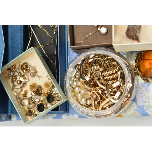 206 - A BOX OF ASSORTED COSTUME JEWELLERY, to include a 'Sarah Cov' brooch and bracelet, an early 20th cen... 