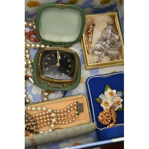 206 - A BOX OF ASSORTED COSTUME JEWELLERY, to include a 'Sarah Cov' brooch and bracelet, an early 20th cen... 