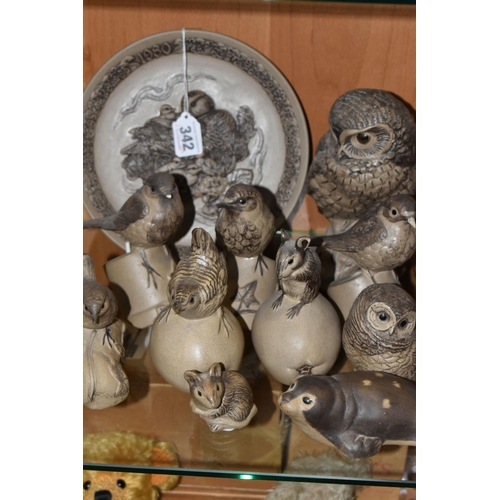 342 - A COLLECTION OF POOLE POTTERY STONEWARE BIRDS AND ANIMALS, to include figures of owls, wrens, robins... 