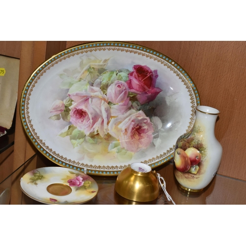 366 - A ROYAL DOULTON CABINET DISH WITH  A ROYAL WORCESTER CUP AND SAUCER, comprising an oval dish with ro... 