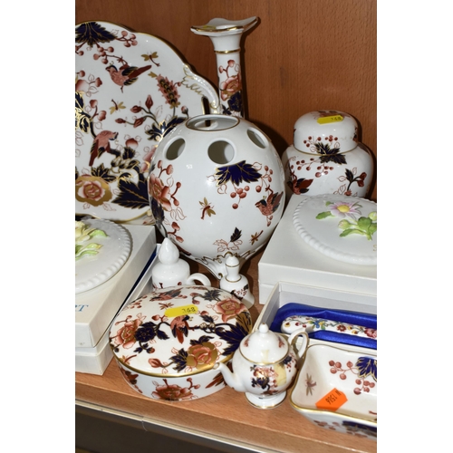 368 - A LARGE QUANTITY OF COALPORT 'HONG KONG' PATTERN GIFTWARE, comprising nineteen pieces of Coalport 'H... 