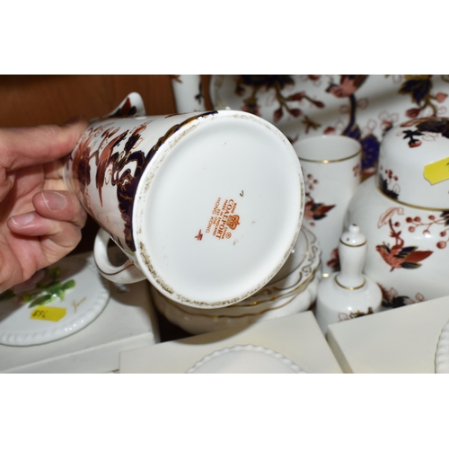 368 - A LARGE QUANTITY OF COALPORT 'HONG KONG' PATTERN GIFTWARE, comprising nineteen pieces of Coalport 'H... 