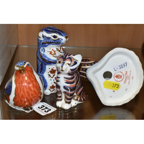 373 - FOUR ROYAL CROWN DERBY IMARI PAPERWEIGHTS, comprising Robin introduced 1989, gold stopper, Chipmunk ... 