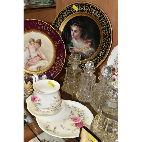 379 - A GROUP OF VICTORIAN CUT CRYSTAL AND CERAMICS, to include a Royal Albert 'Memories' pattern tennis s... 