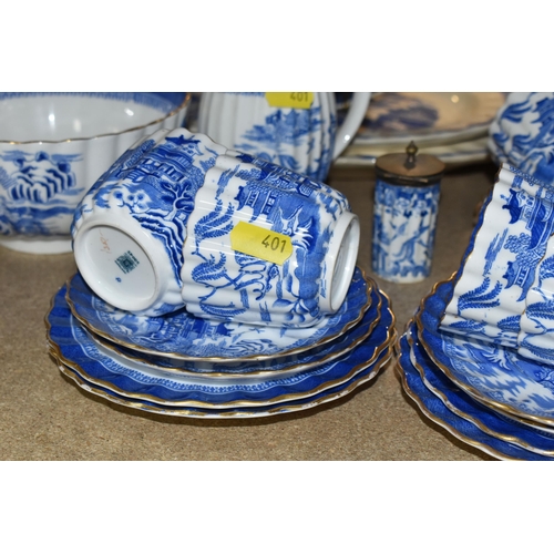 401 - A VARIETY OF SPODE COPELAND 'MANDARIN BLUE WILLOW, DINNERWARE, including six tea cups and six saucer... 